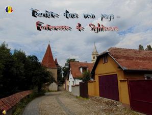 touriste_dans_mon_pays_forteresse_de_sighisoara_stellinna